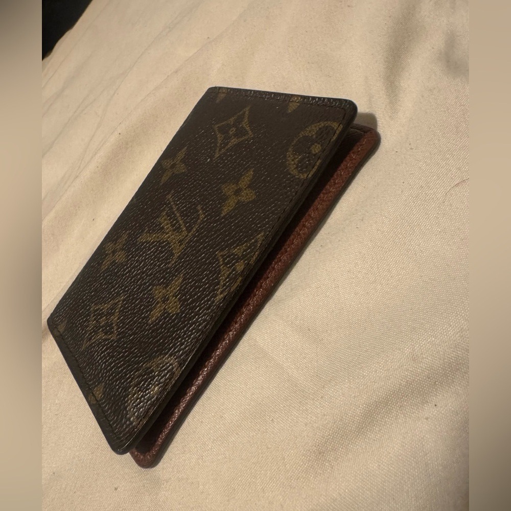 Louis Vuitton Monogram Card Holder - Picture 4 of 4